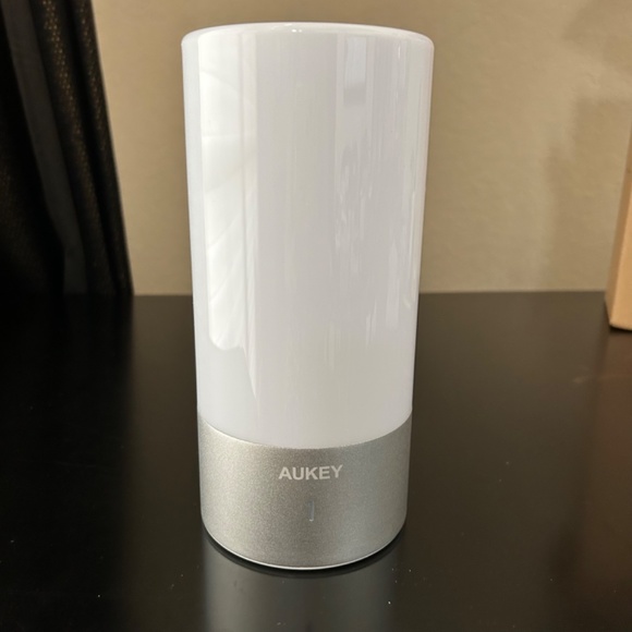 Aukey Color Changing Touch Control LED Lamp NWT - Picture 2 of 9